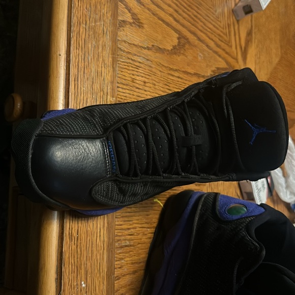 Like new the 13s nice 500 when bought a month ago - Picture 2 of 2